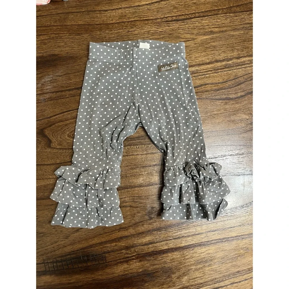 Matilda JaneSize 12-18 mo Sweet To The Core Tunic And Gray Polka Dot Leggings‎